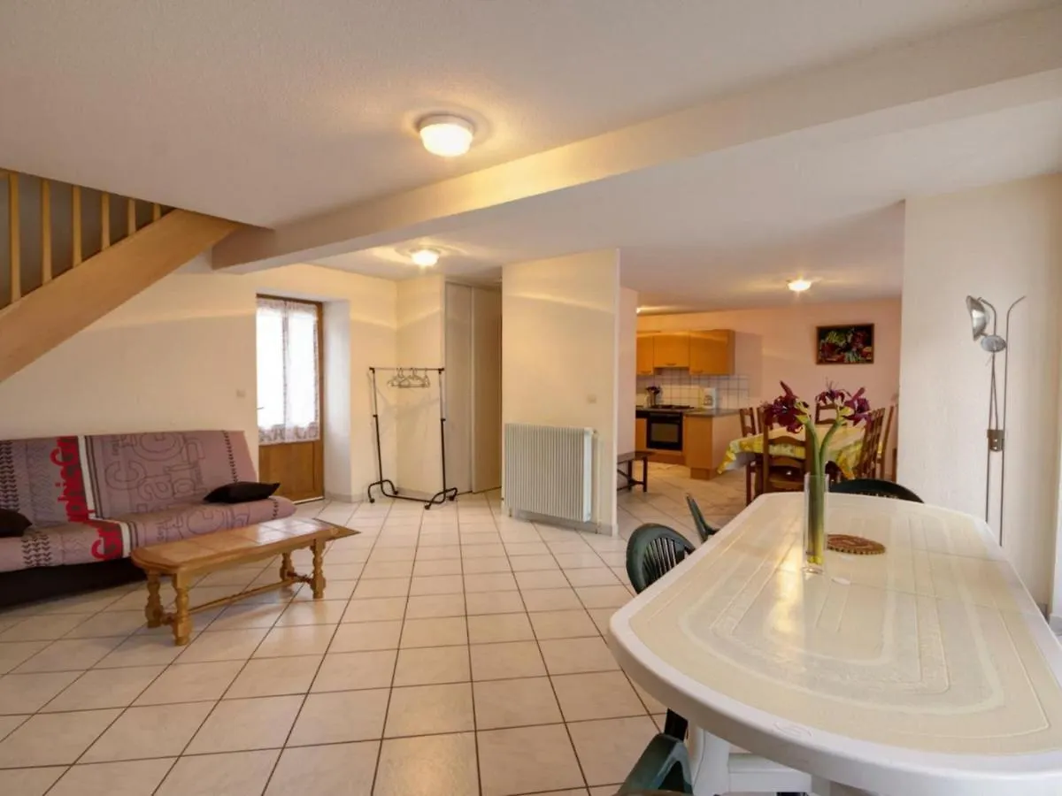 Holiday home Gite 3 Chambres Avec Jardin, Toutes Charges Incluses, Animaux Acceptes, Randonnee A Proximite - Fr-1-496-197 La Chambonie